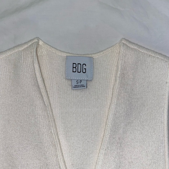 Urban outfitter sweater vest top - Picture 2 of 2